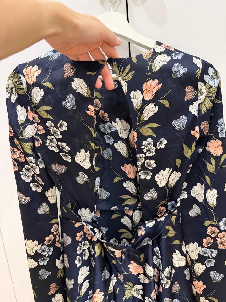 Платье с открытой спиной