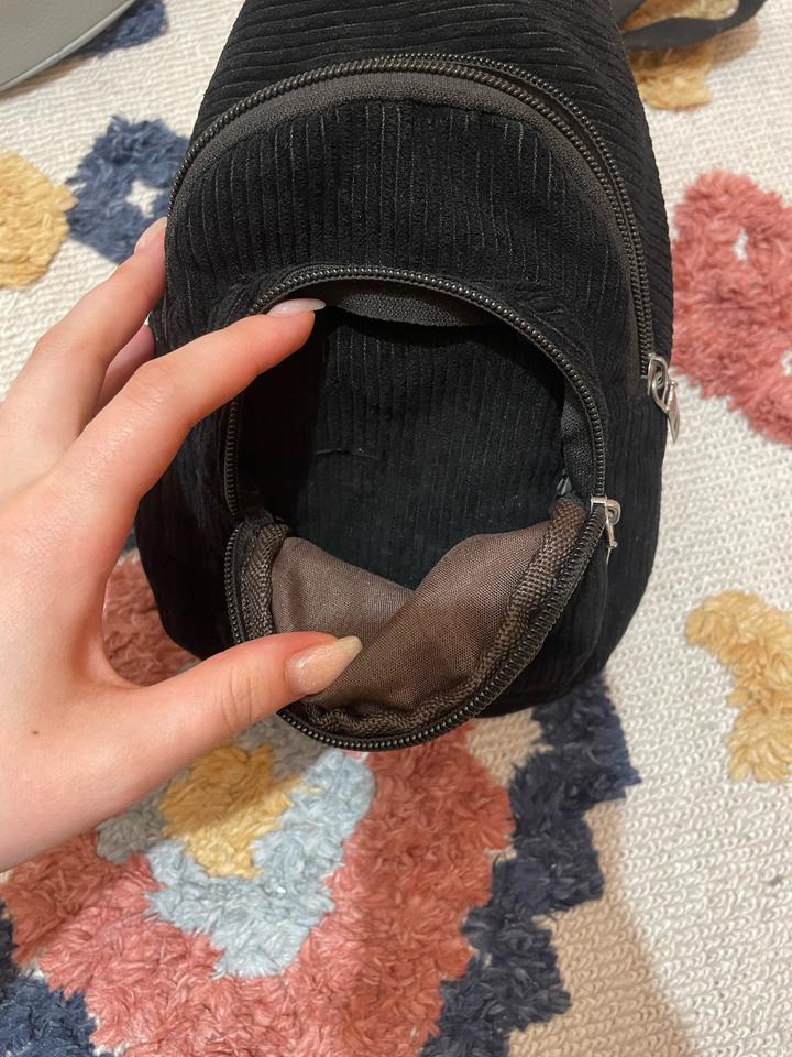 черная сумка (барсетка)