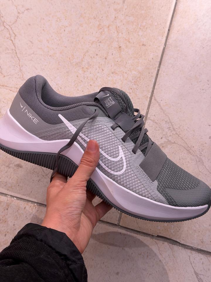 Кроссовки мужские Nike