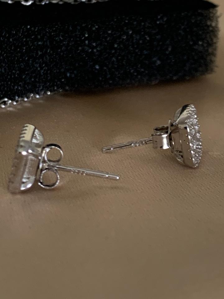 Серьги и цепочка из серебра 925 с кулоном