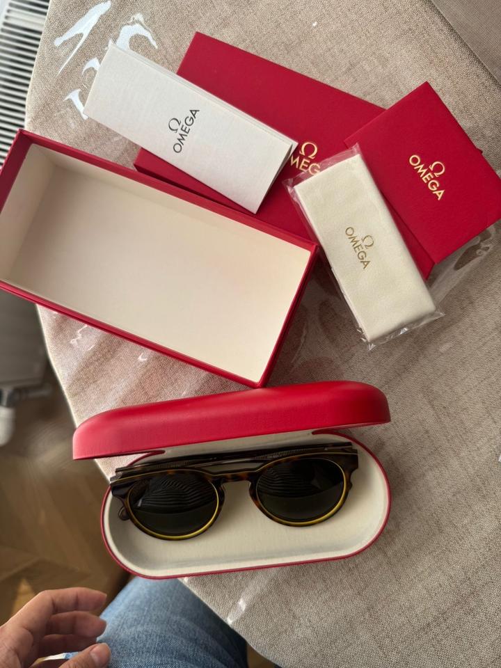 Очки Omega (оригинал, новые)