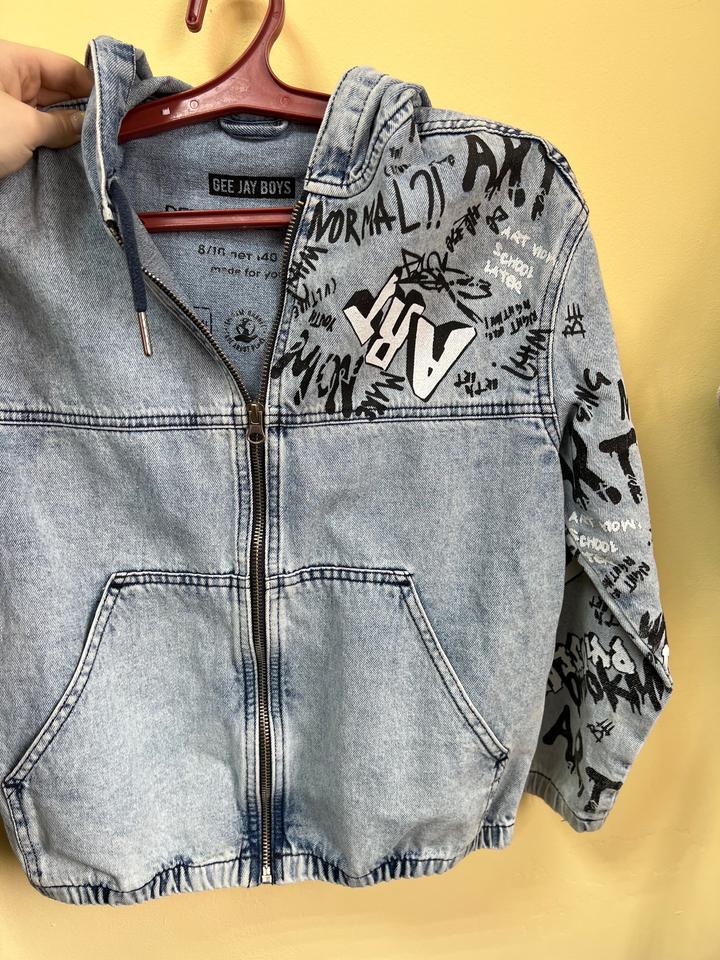 Джинсовая куртка на мальчика