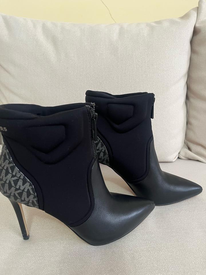 Ботильон Майкл Корс