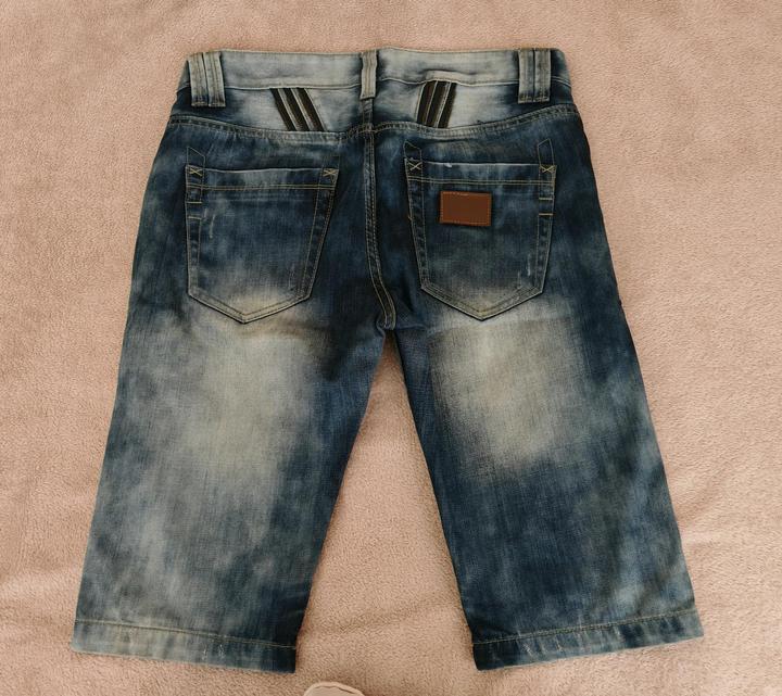 Джинсовые капри, Италия