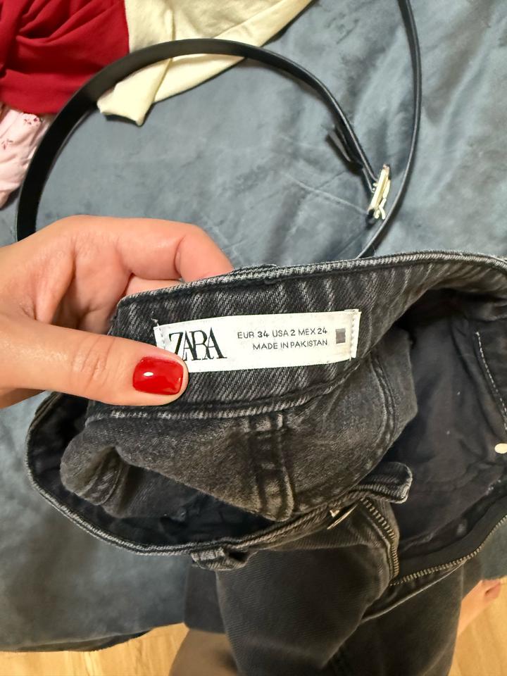 Джинсы Zara