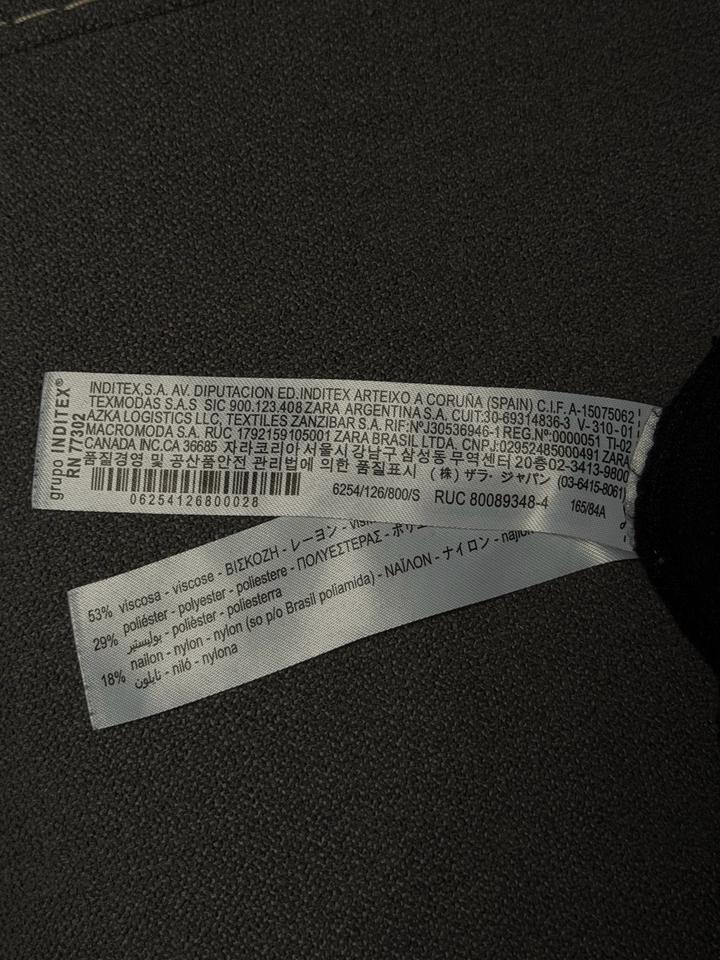 Свитер черный ZARA