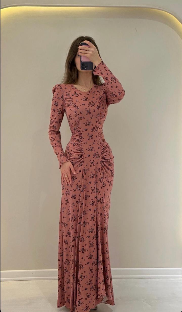 Платье , розовое , в цветочек