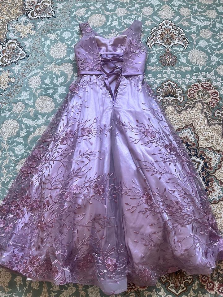 Вечернее платье