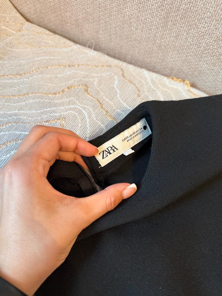Платье Zara