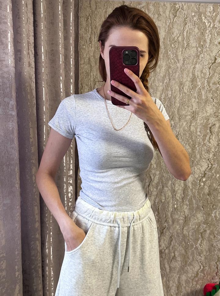 Футболки skims