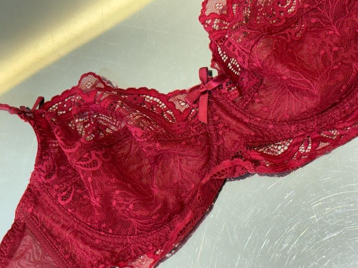 Бюстгальтер