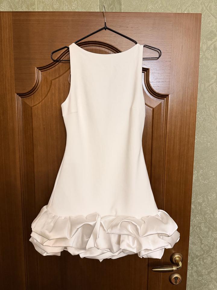 Белое платье Zara