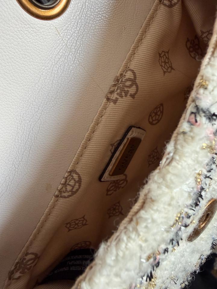 Guess твидовая