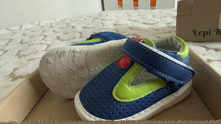 Кожаные сандали для малыша