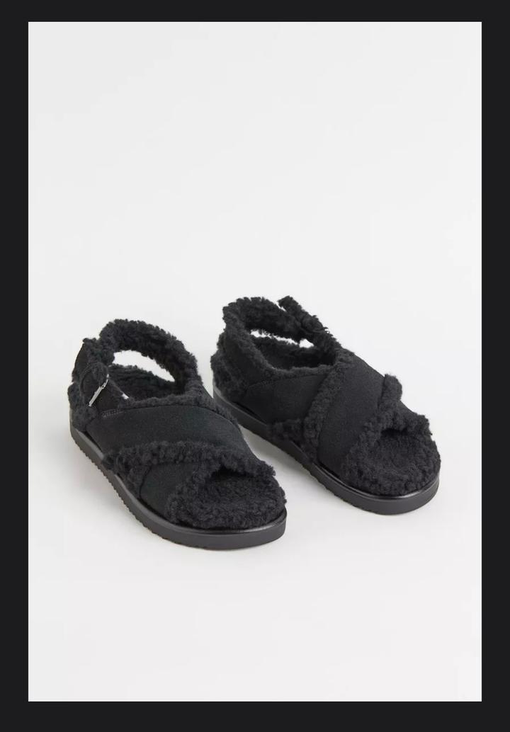 Меховые шлепанцы H&M Premium