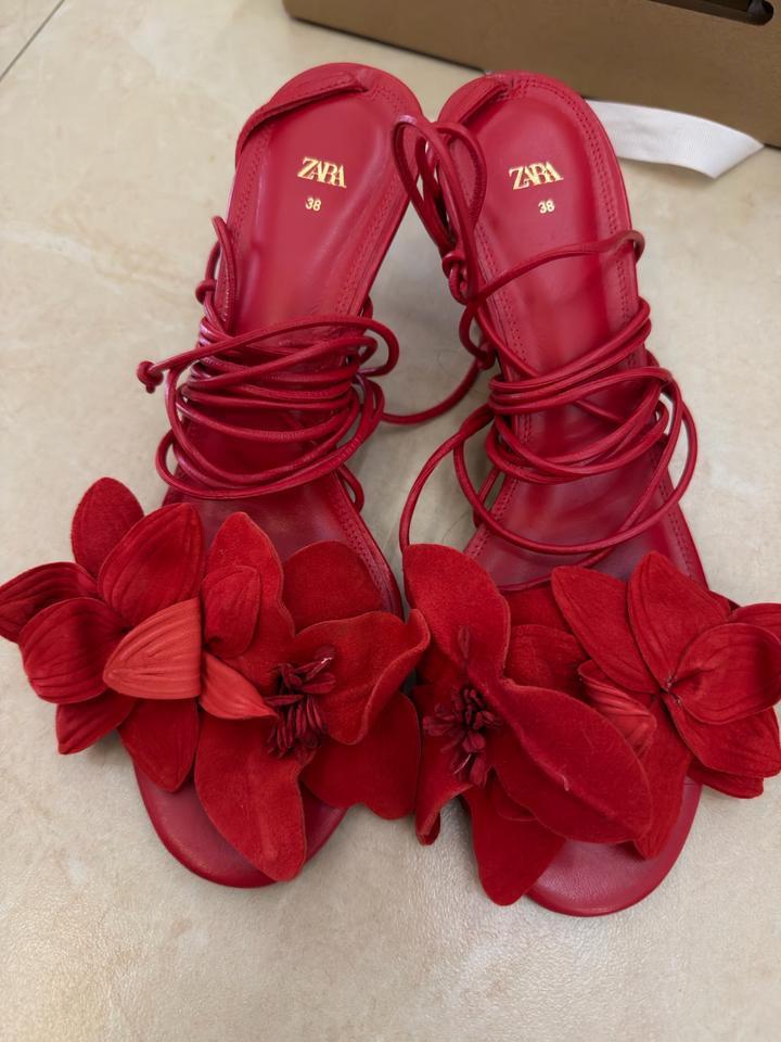 Zara босоножки кожа