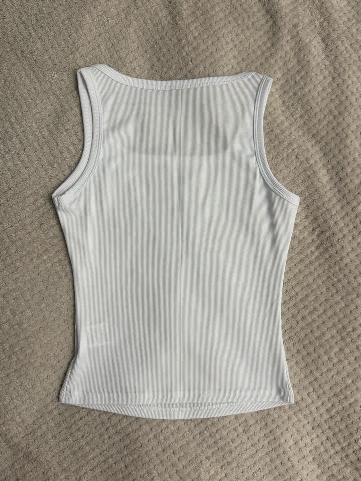 белая майка/топ