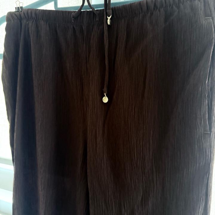 Костюм из струящейся ткани Zara