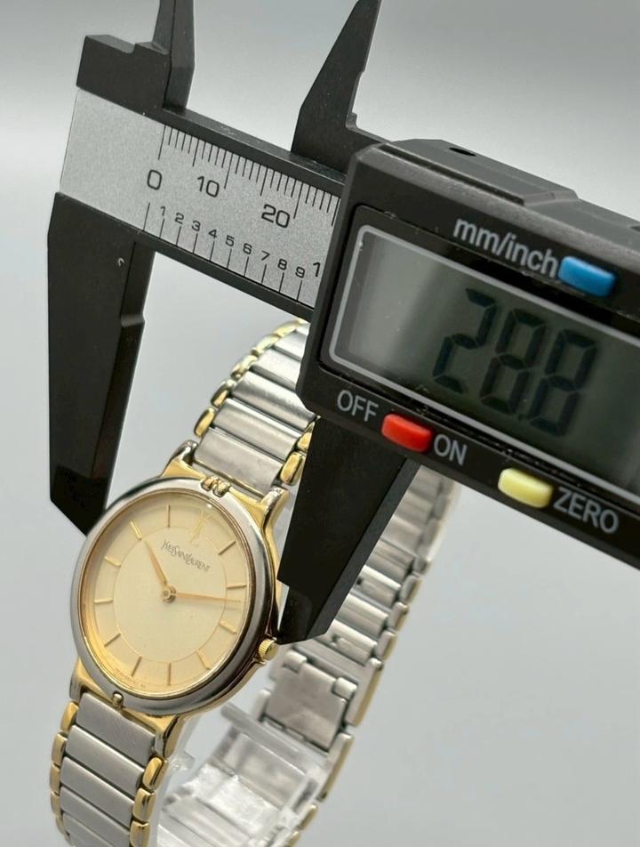 Винтажные часы YSL