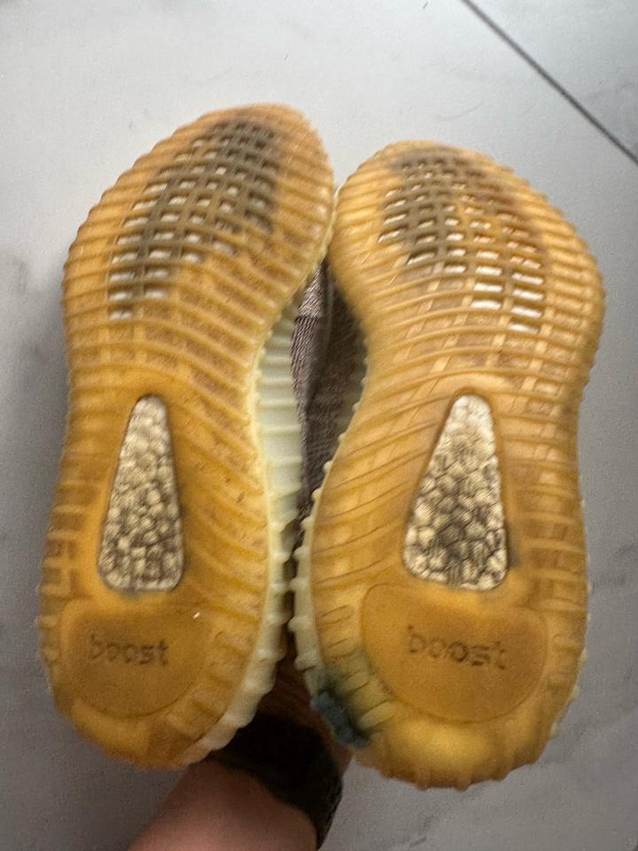 adidas Yeezy Boost 350