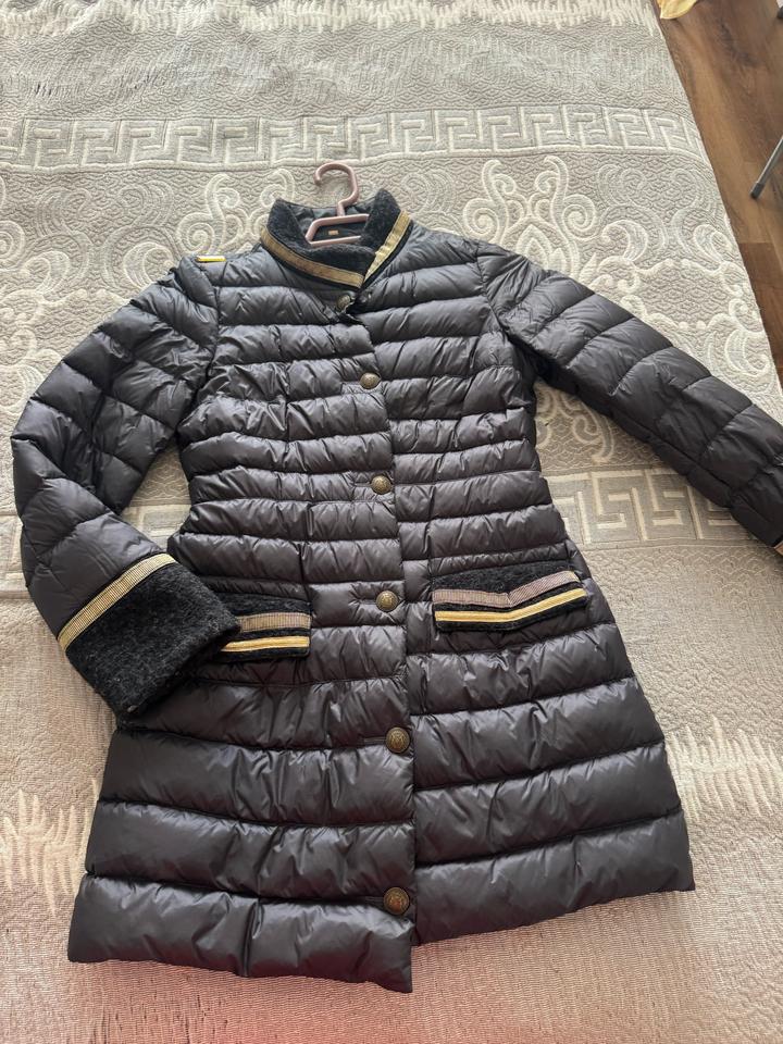 Легкий пуховик Италия