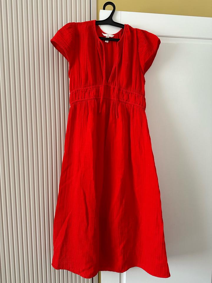 Муслиновое платье