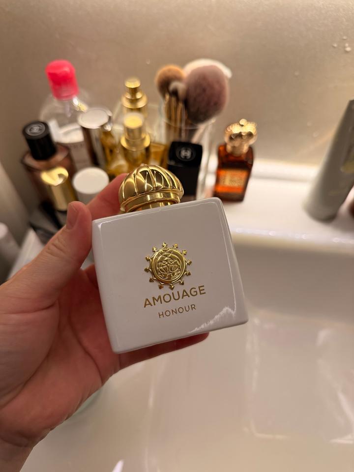 Amouage Honour