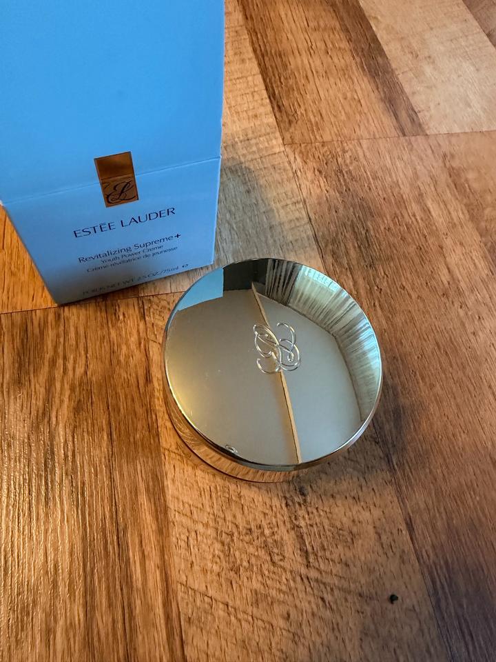 ESTÉE LAUDER крем