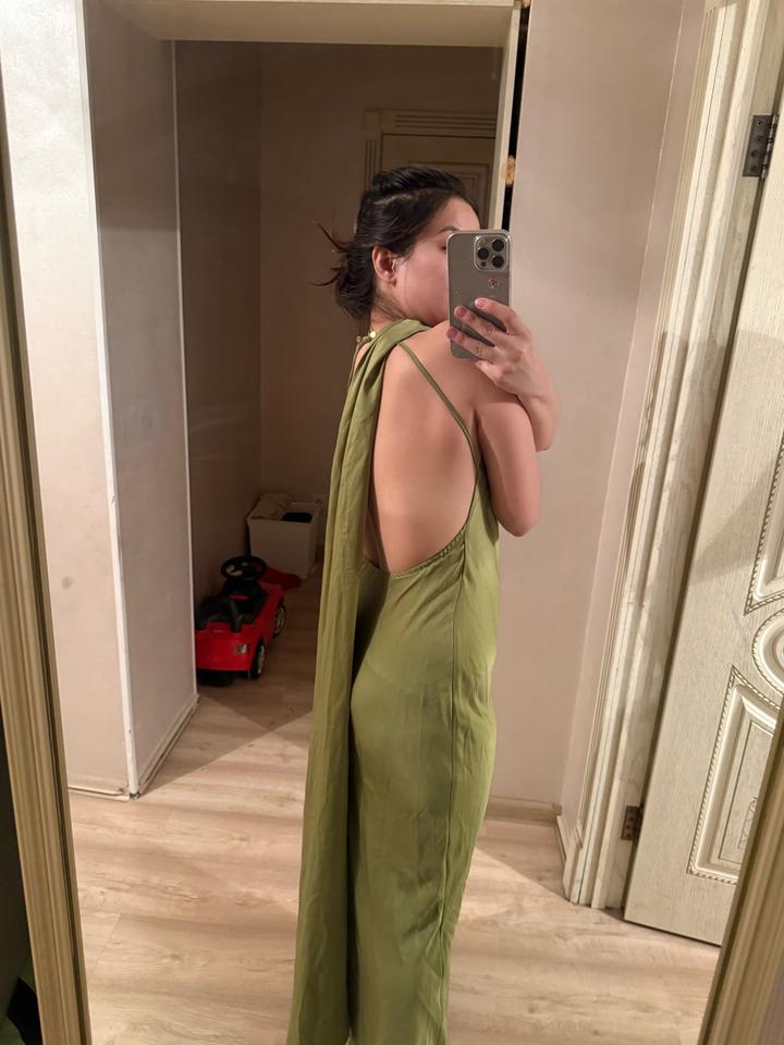 Платье вечернее