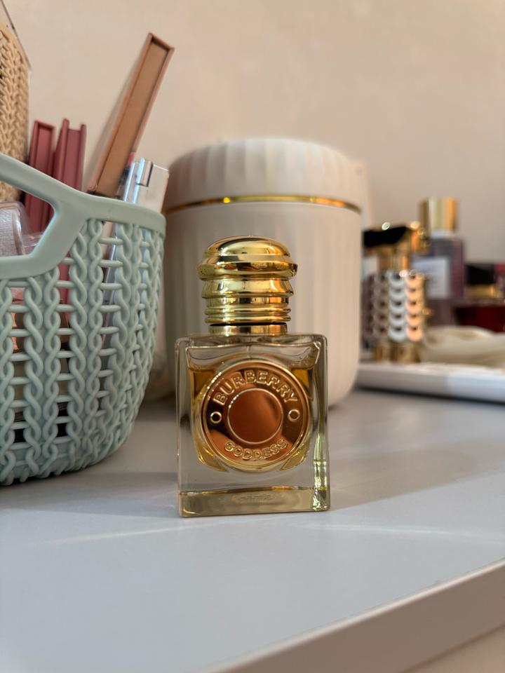 Духи Burberry — Burberry Goddess Eau de Parfum