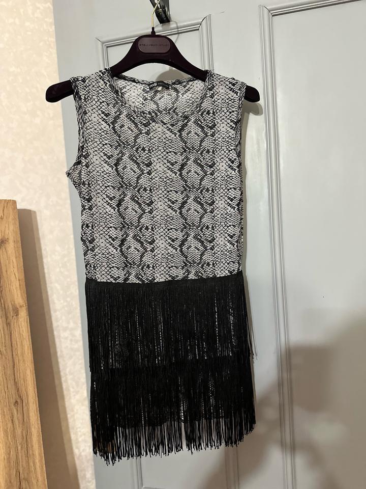 Топ с бахромой