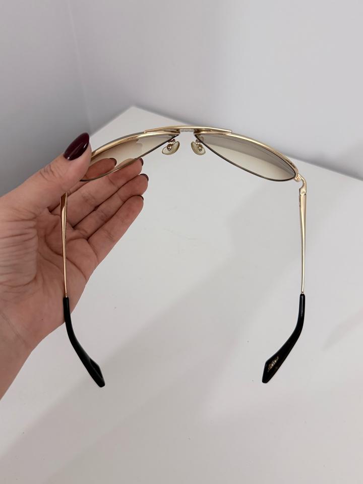 Очки солнцезащитные Trussardi