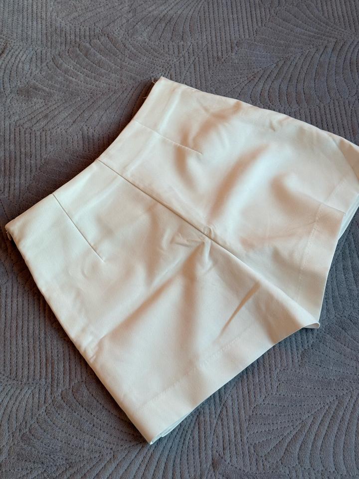 Белая юбка-шорты ZARA