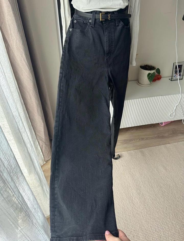 Джинсы Levi’s 28/30