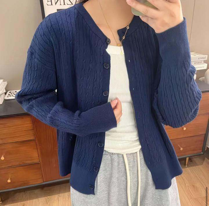 тёмно-синий кардиган