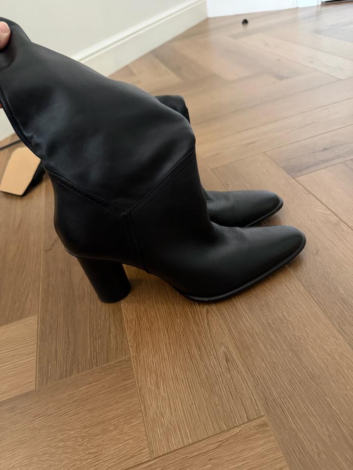 Ботфорты натуральная кожа 41размер Zara