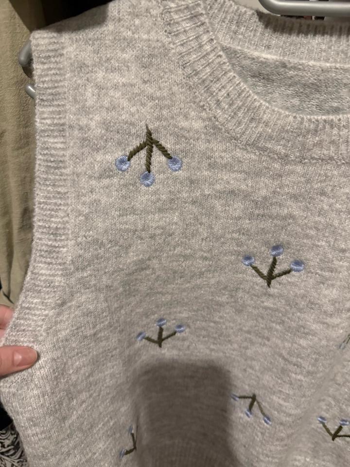 Безрукавка шерсть