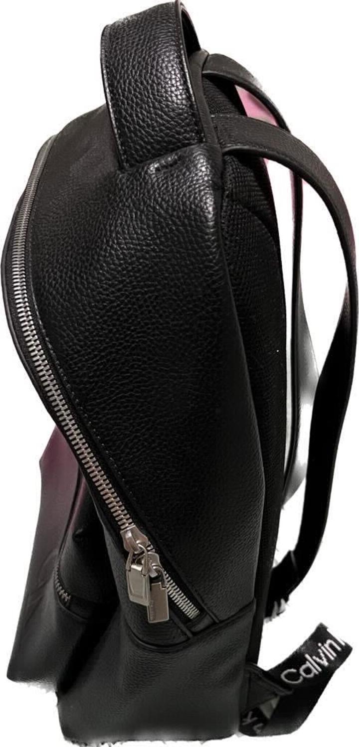 Кожаный черный рюкзак Calvin Klein