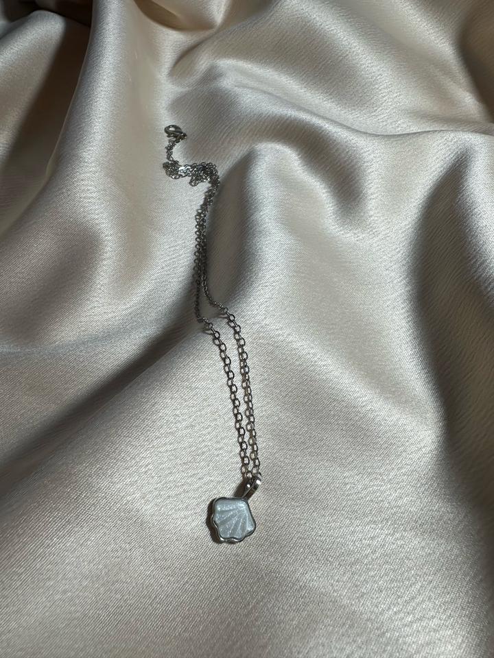 Цепочка с ракушкой