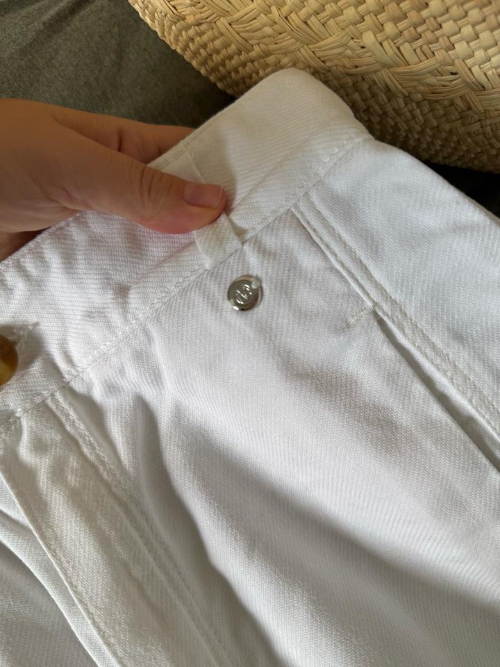 Белые льняные брюки Massimo Dutti