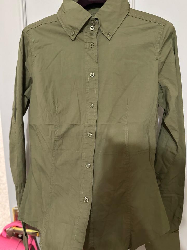 Рубашка Stradivarius Basic цвета хаки