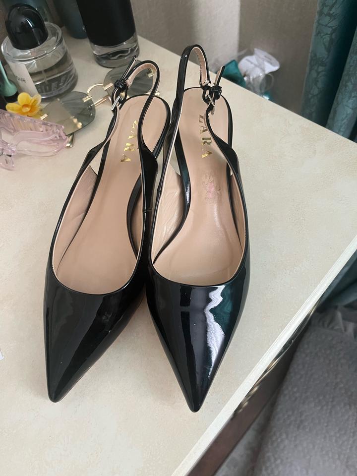 Продам элегантные женские туфли с открытой пяткой от Zara