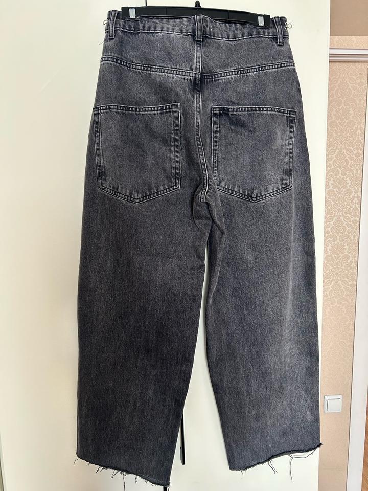 Черные джинсы