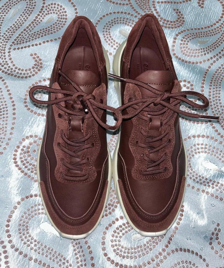 Новая кожаная обувь Ecco