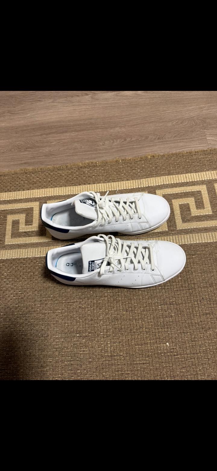 Кроссовки Adidas оригинал, 2 пары