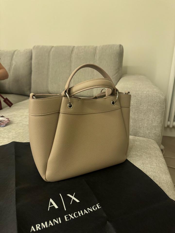 Сумка бежевая Armani Exchange