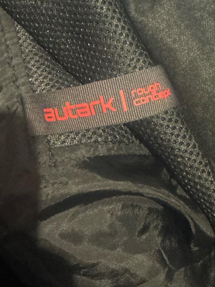 Мужская куртка Autark — белого цвета | размер S