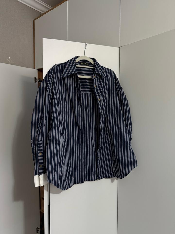 Рубашка свободная очень стильная