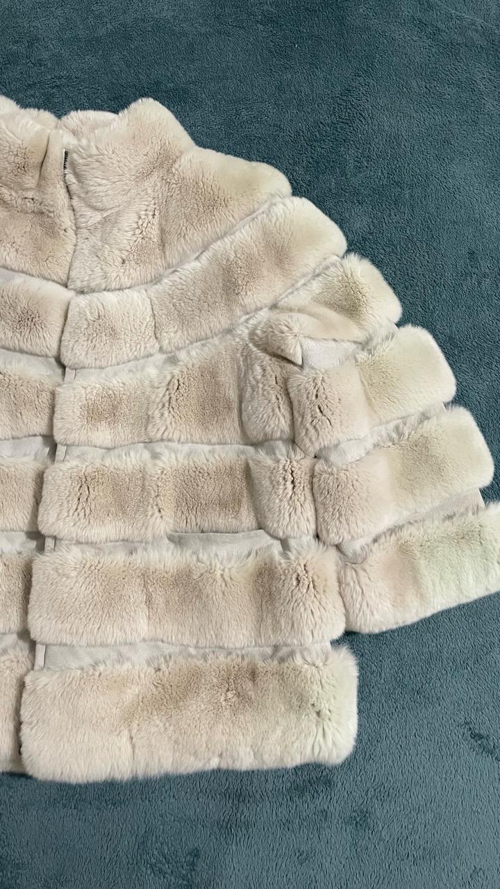 Шубка Manzoni24