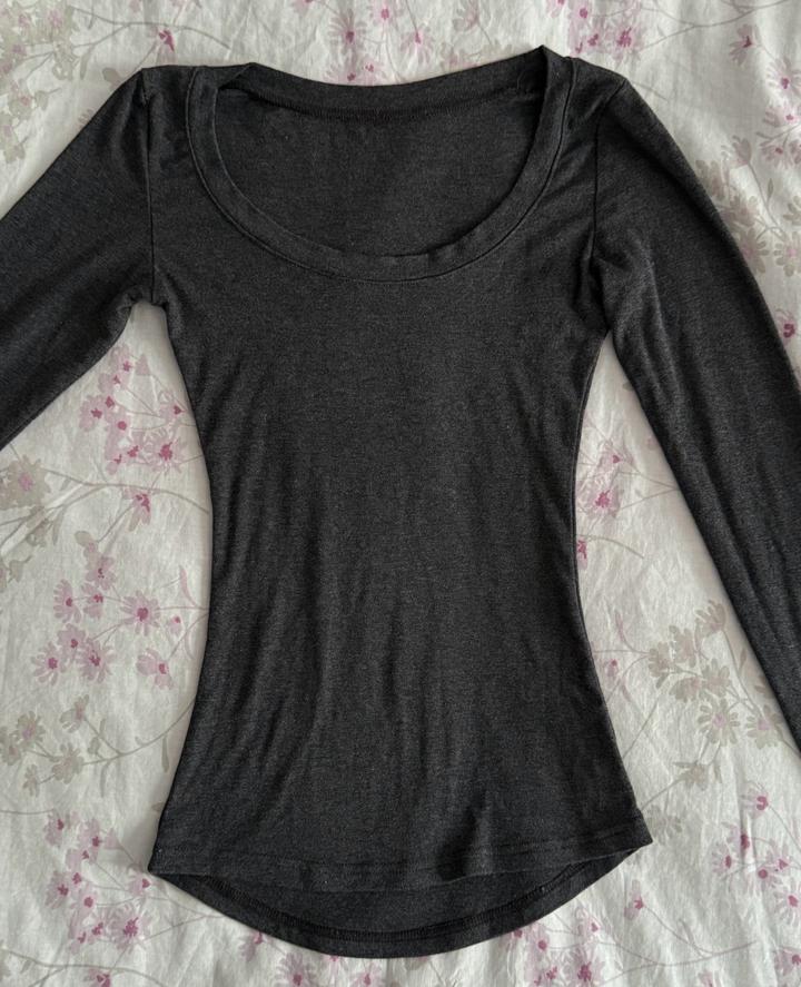 кофточка с красивым вырезом